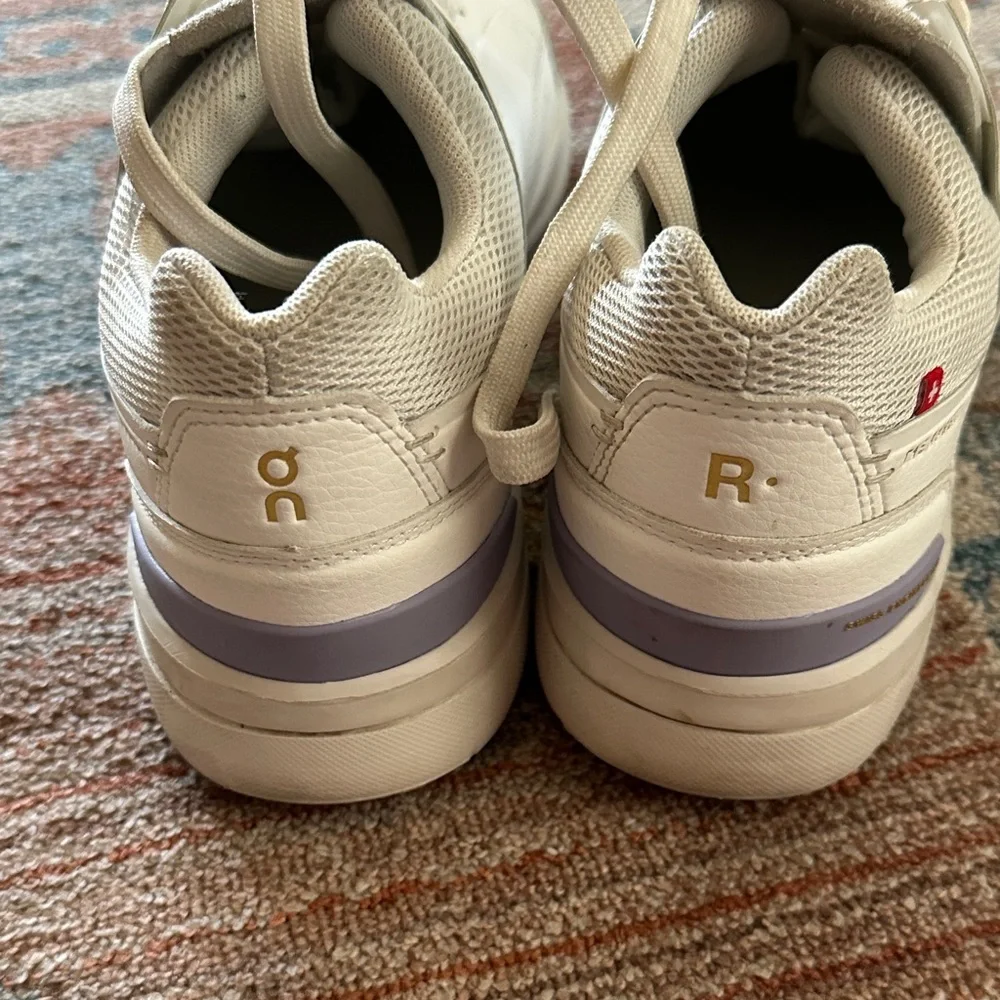 On Running THE ROGER CloudTec Cream Women’s Sneakers - Picture 3 of 4